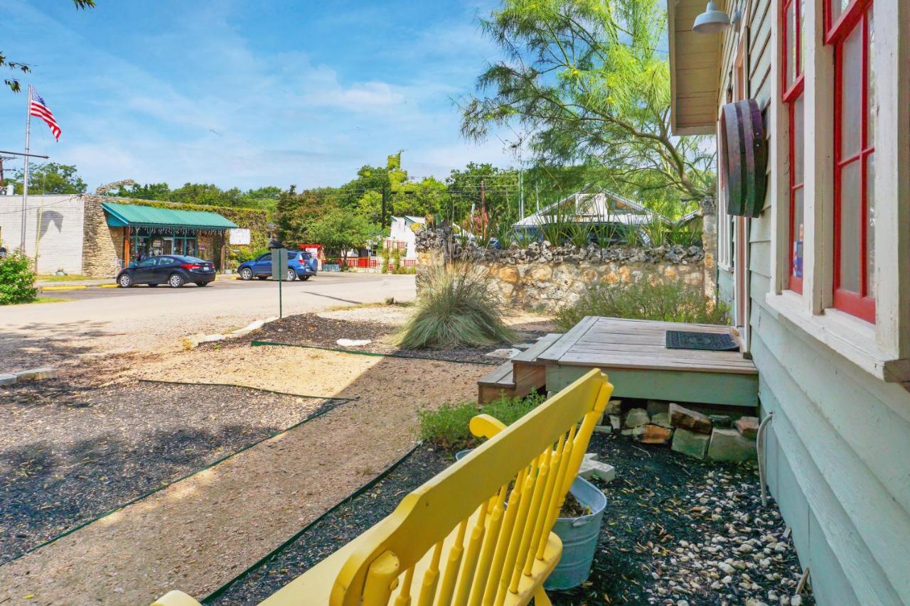 Bungalows On The Square- Unit 1 Wimberley Exterior photo